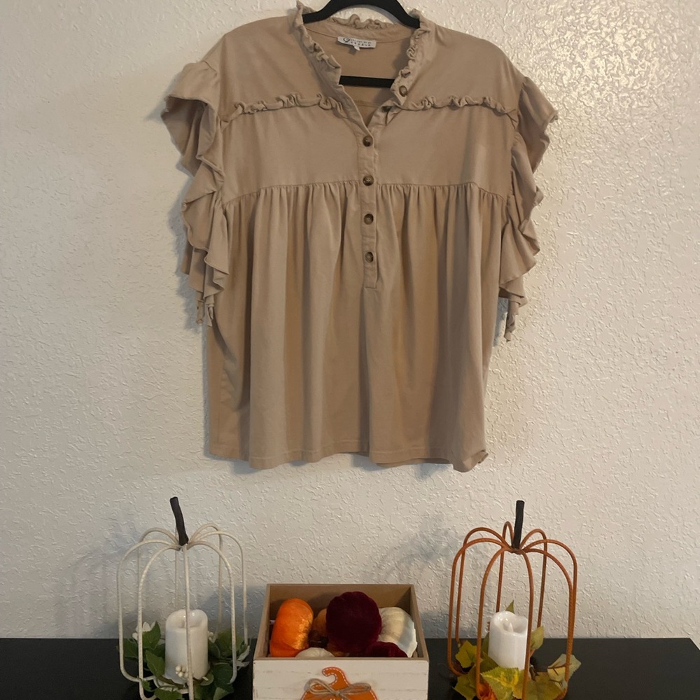 Like new brown top